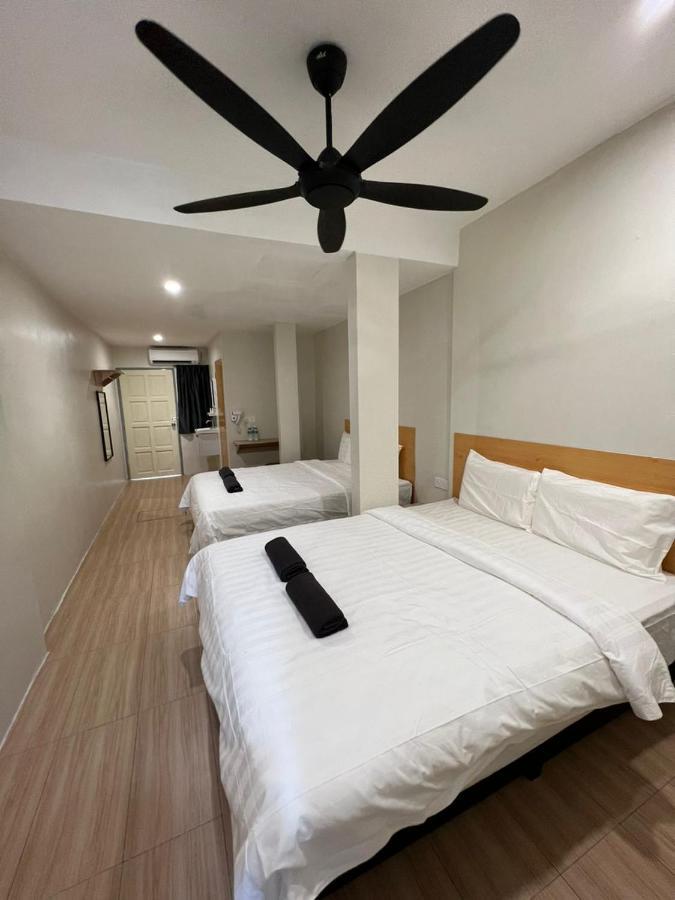 Homestay Suria Kuala Kangsar Exterior photo